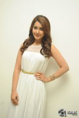 Raashi Khanna at Jil Movie Success Meet